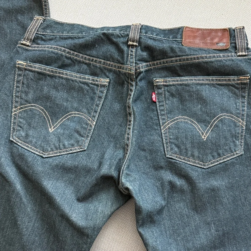 33X32 Levi's Men's Dark Blue Straight Jeans 514